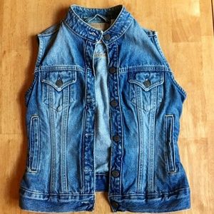 Vintage Levi's vest